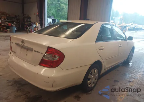 2002 Toyota Camry Le/Xle/Se from USA, damaged, VIN 4T1BE32K82U107198